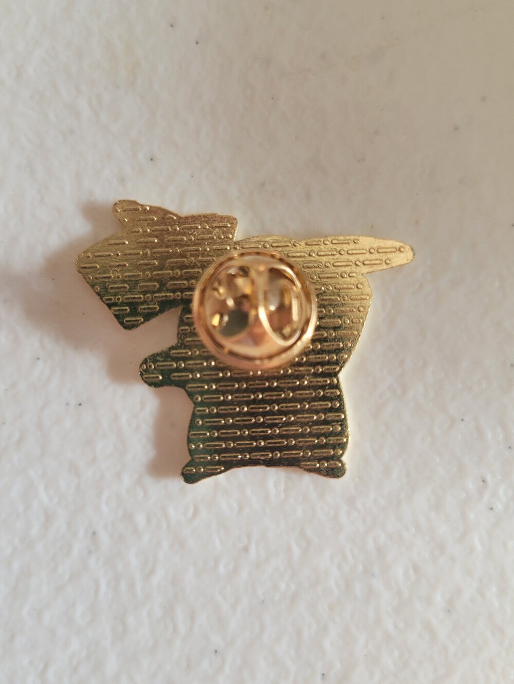 Pikachu Enamel Pin (Bundle Pricing Available) - Picture 4 of 4
